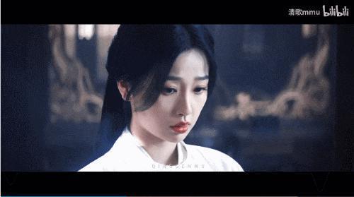 有钱大概是她最不值一提的标签