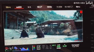 有钱大概是她最不值一提的标签