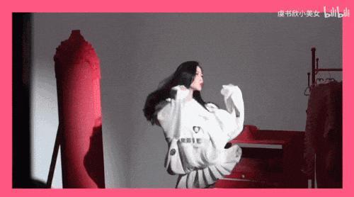 有钱大概是她最不值一提的标签