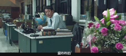 塌房三年的顶级演员，复出了