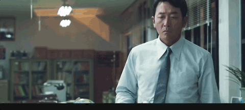 塌房三年的顶级演员，复出了