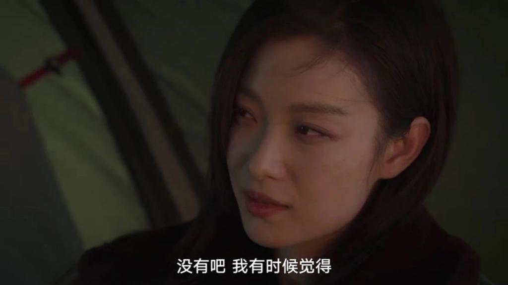 小白花逆袭过时了，观众最爱天降女强人