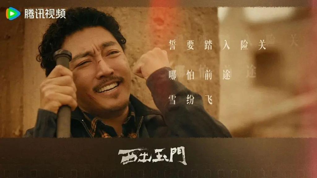 小白花逆袭过时了，观众最爱天降女强人