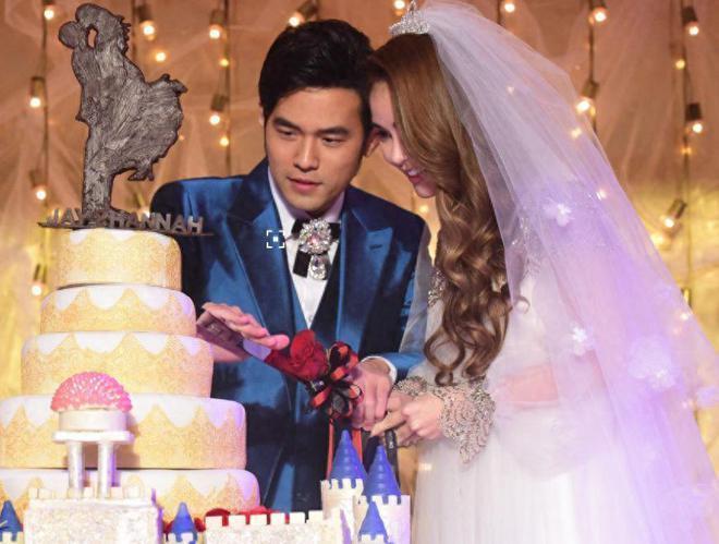 周杰伦携昆凌为妈妈叶惠美庆生！婆媳贴脸像母女