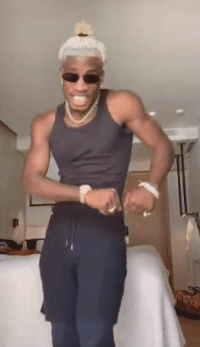 真服了，现在的老外为啥都喜欢土味的《我姓石》？