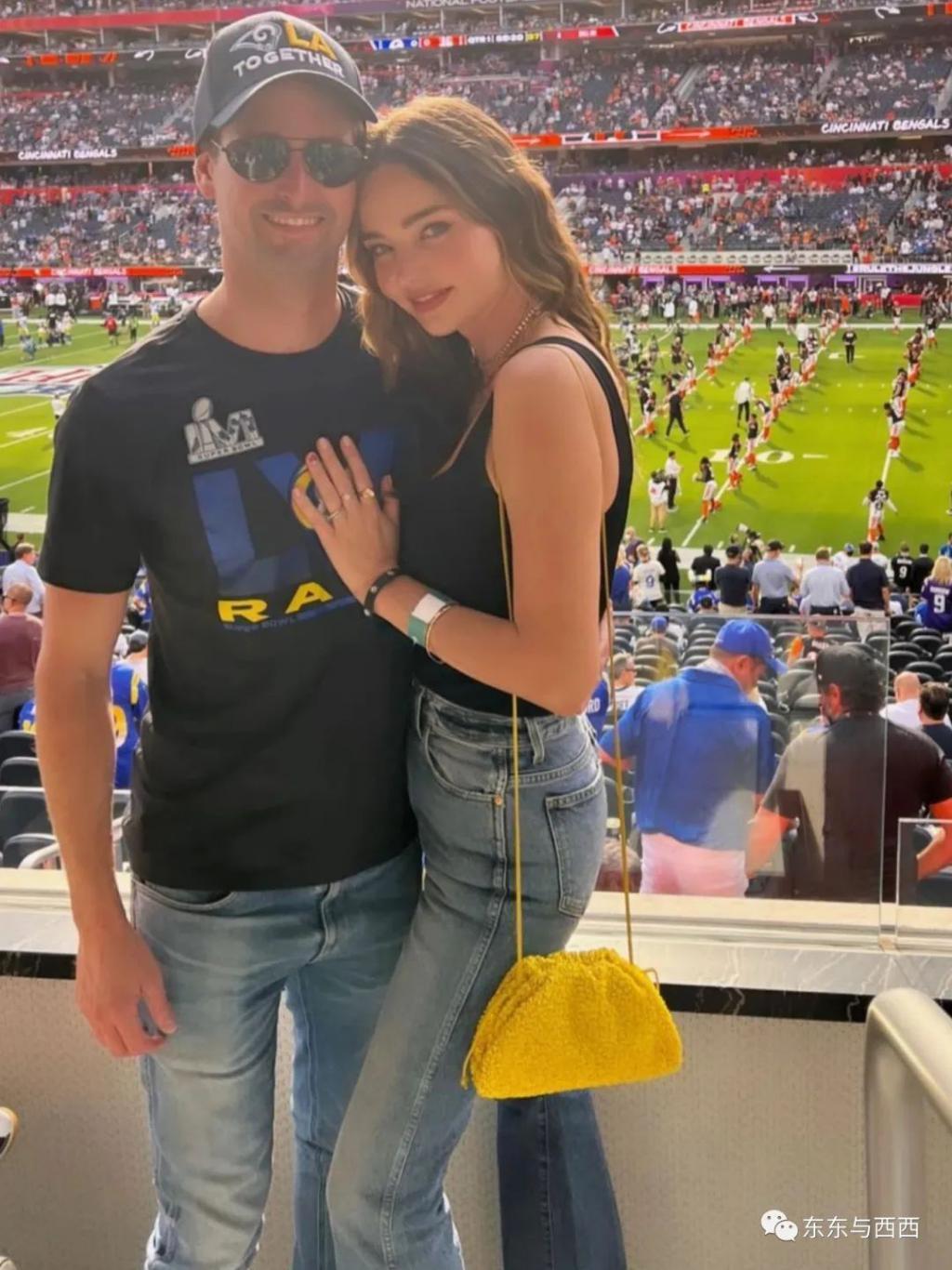 40岁怀四胎又是儿子，四宝妈还在家办秀，这不迷死霸总才怪