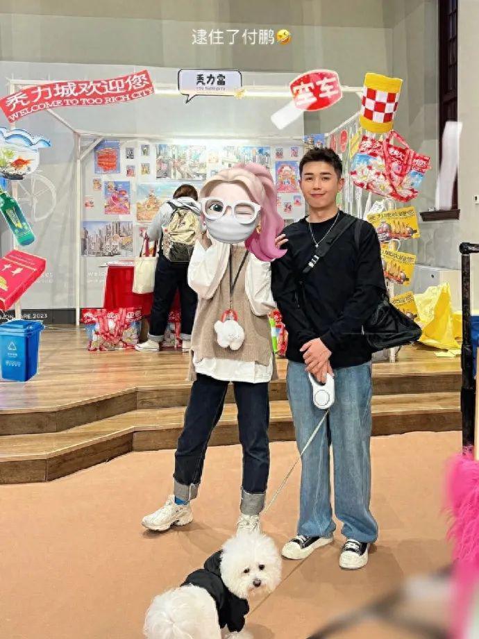 曝李佳琦前助理近况，住上海超大豪宅生活奢侈，退休财富自由