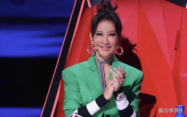 李玟二姐再谈《好声音》，不关注节目八卦，有人声援是好事