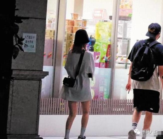 她离婚后绯闻没断过，现在竟然和前夫的好兄弟在一起了？