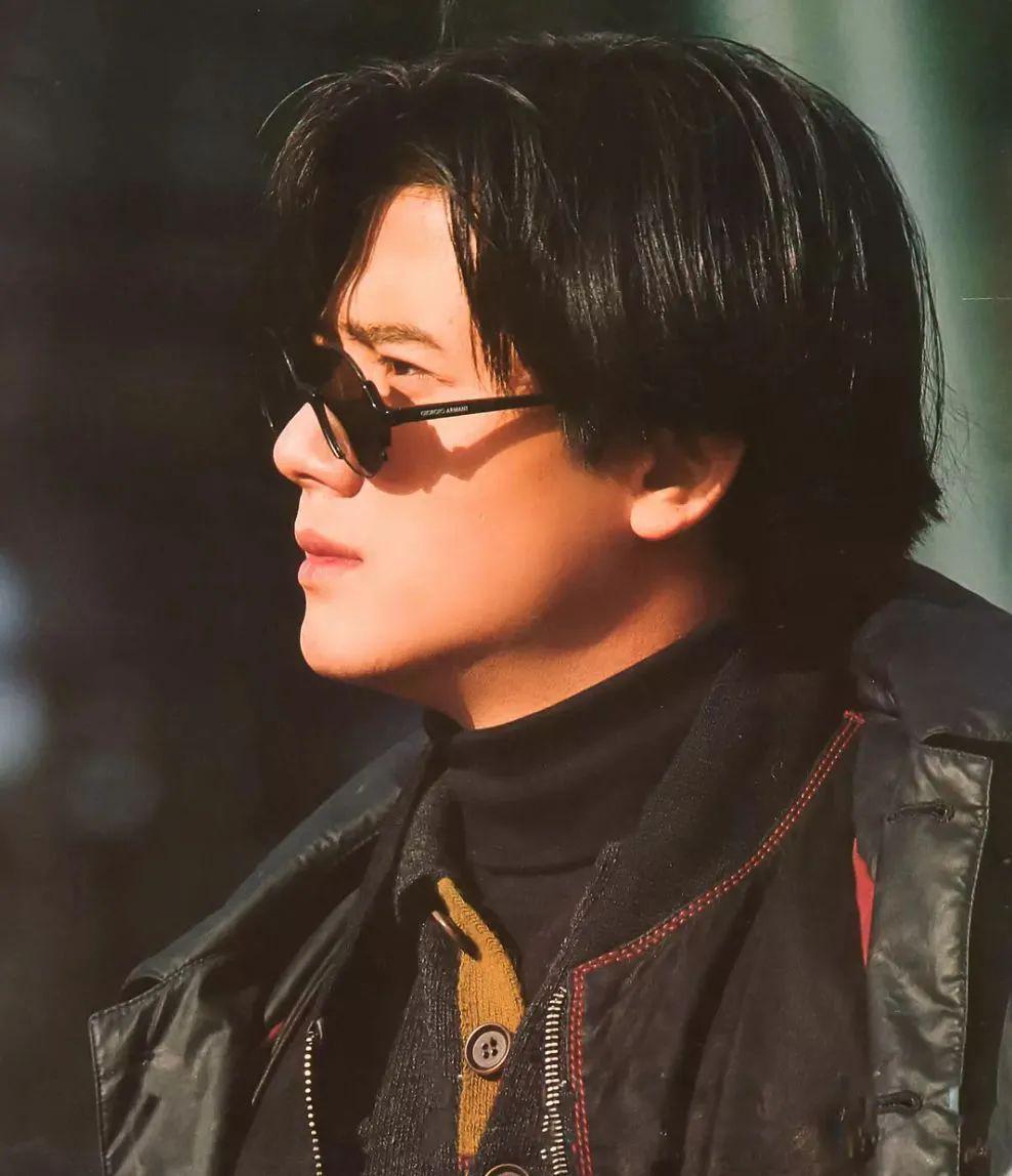 香港第一才女，62岁未婚，一生只为一个人