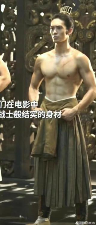 所以，他俩分手了？