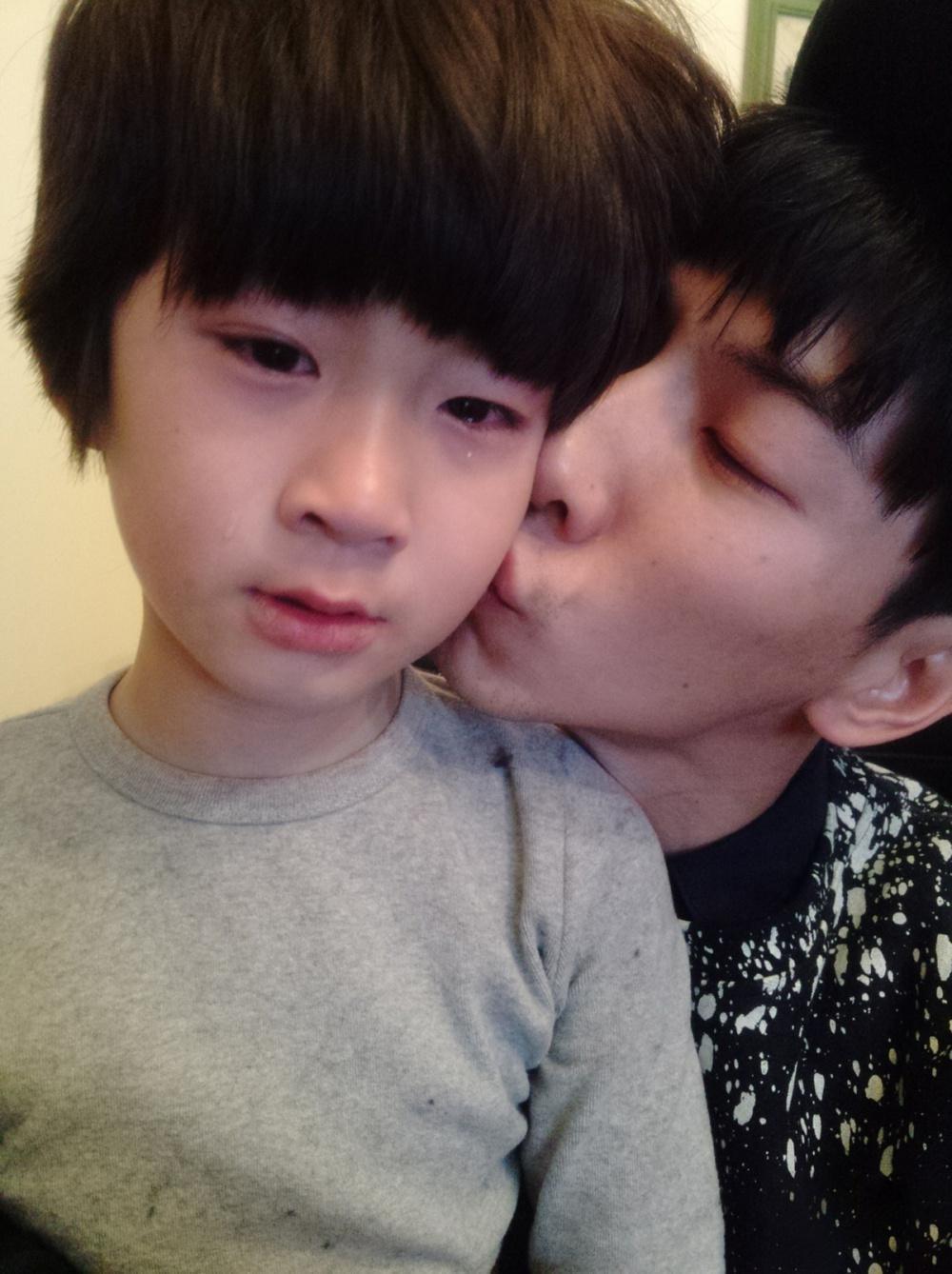 《爸爸去哪儿》播出10年了，天天出国留学，Kimi长相清秀