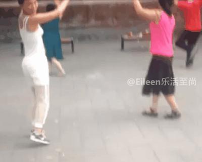 奶茶妹妹都给她让位？第一名媛回归京圈现在怎么样？