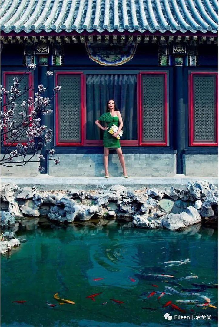 奶茶妹妹都给她让位？第一名媛回归京圈现在怎么样？