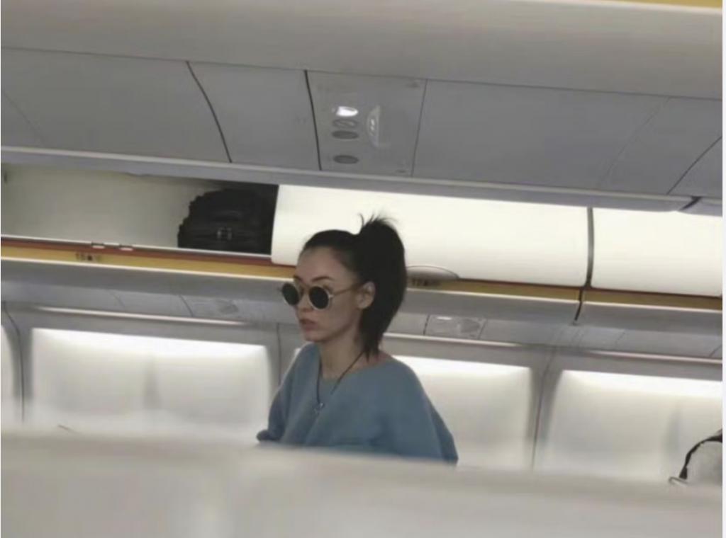 ​顶级骨相也就她了！张柏芝张馨予同框，才知周星驰眼光多毒