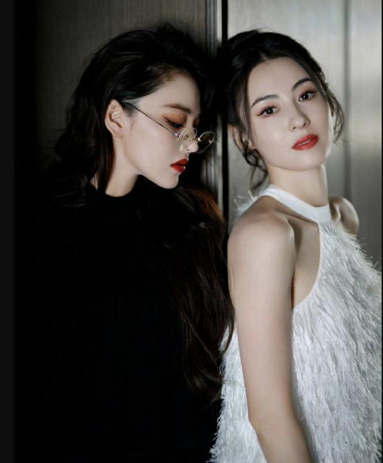 ​顶级骨相也就她了！张柏芝张馨予同框，才知周星驰眼光多毒