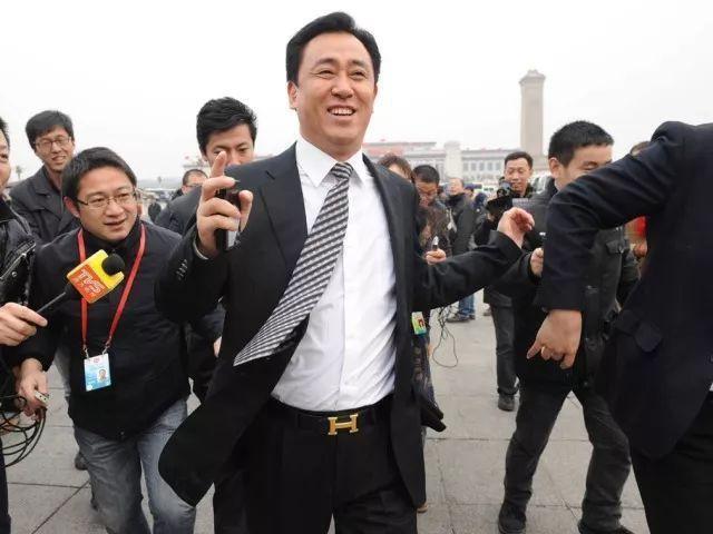 一个秀才倒下去，十万个举人站起来