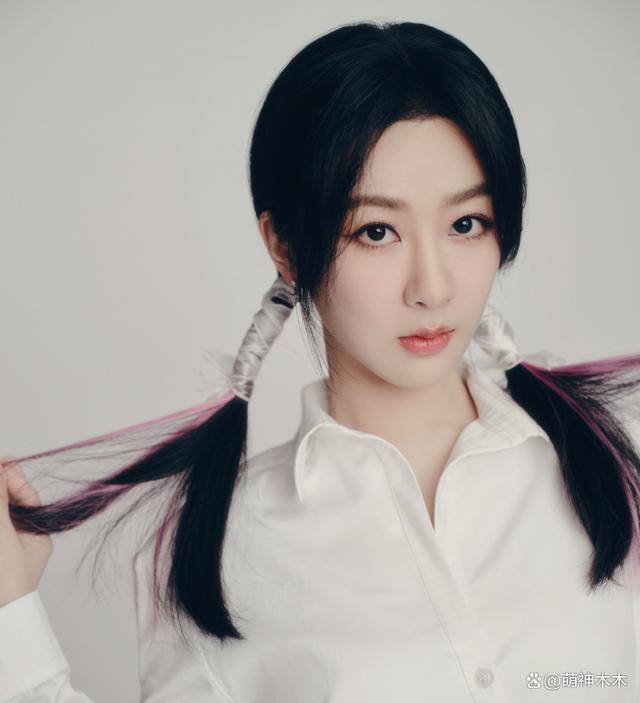 杨紫造型团队遭围攻！被指收费六位数，提供的却是廉价衣服