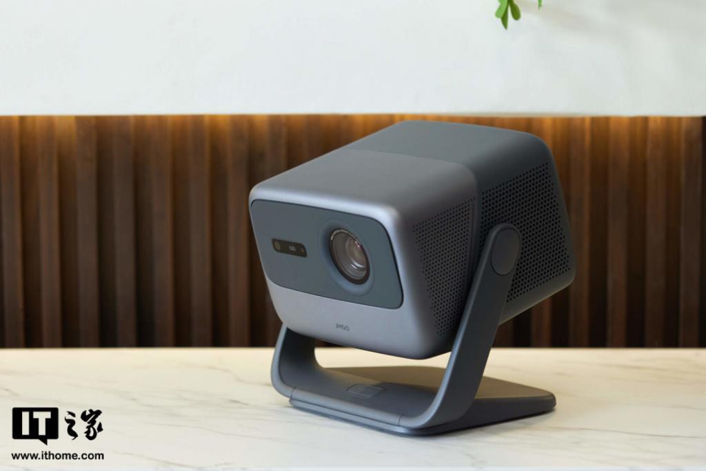 坚果 N1S Pro 4K 体验:除提亮升级 4K 外,正面挑战散斑解决散斑