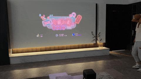 坚果 N1S Pro 4K 体验:除提亮升级 4K 外,正面挑战散斑解决散斑