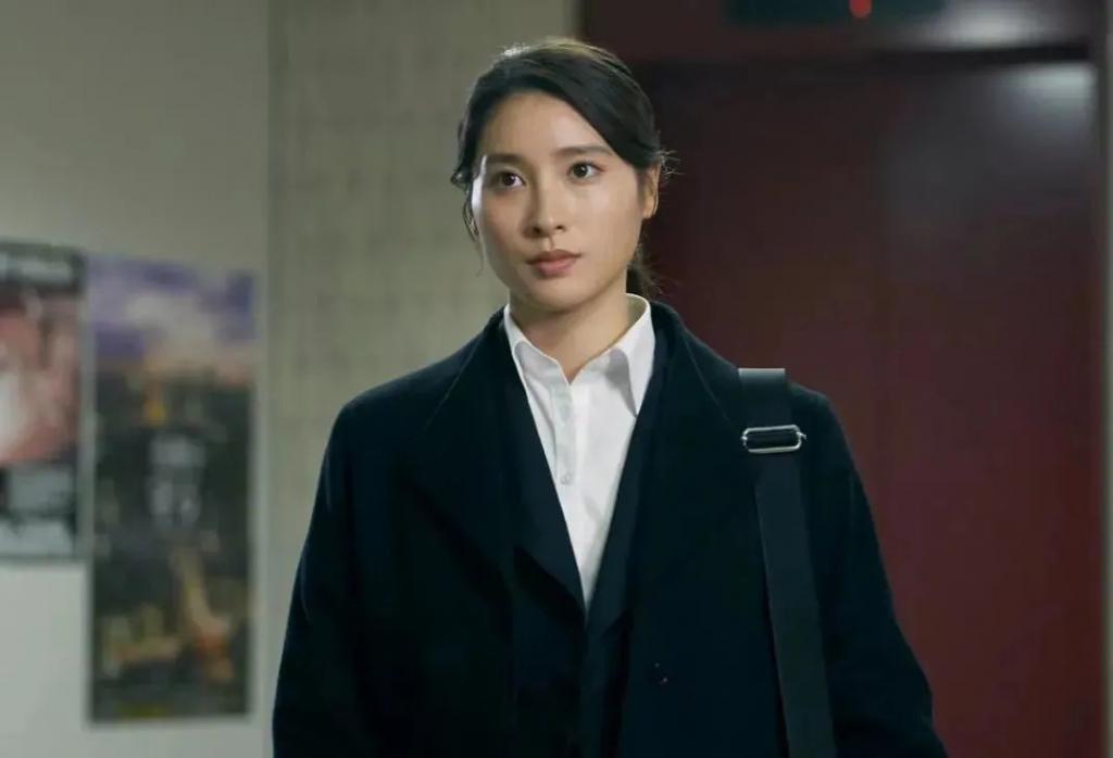 还记得《哥哥太爱我》的妹妹土屋太凤吗？她当妈妈啦