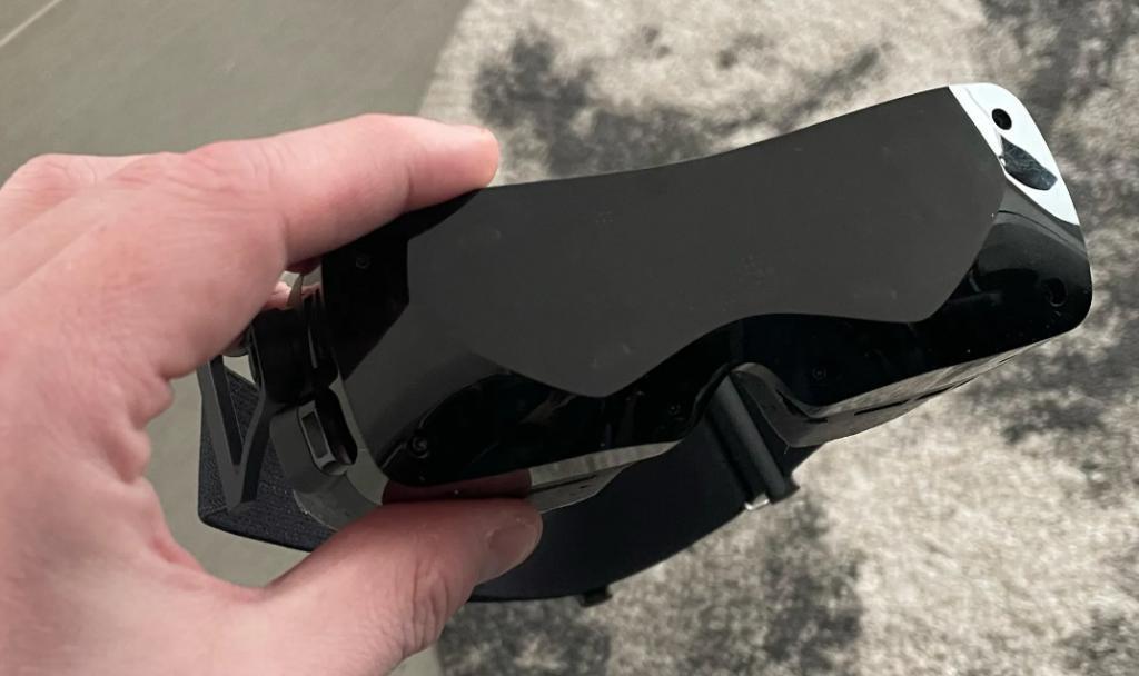 全球最轻最小的 VR 头显 Bigscreen Beyond开始发货：仅重 127 克