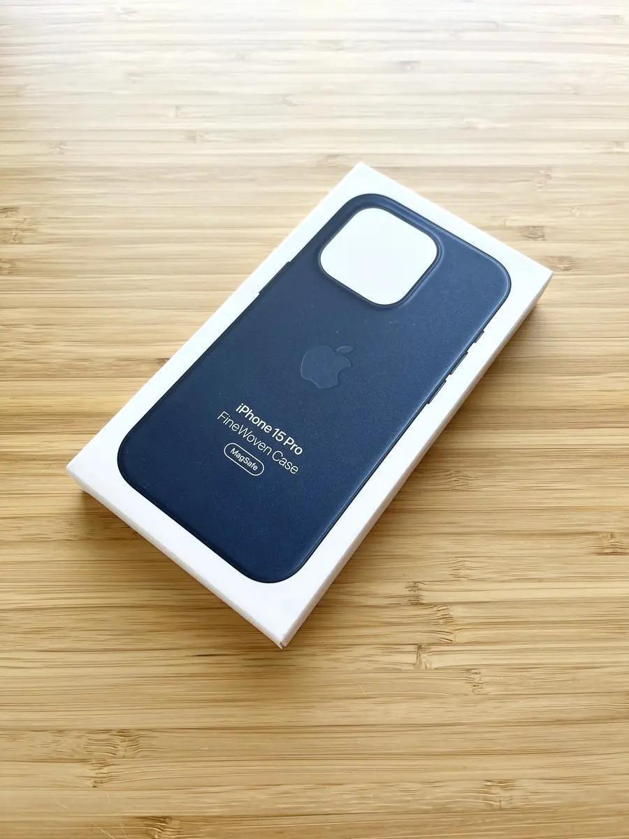 评价褒贬不一，网友开箱苹果iPhone 15系列机型 FineWoven 保护套
