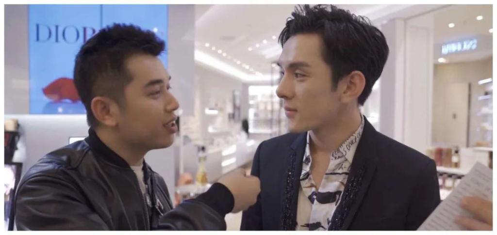 李佳琦哭着道歉3天后，直播间又挤满了人