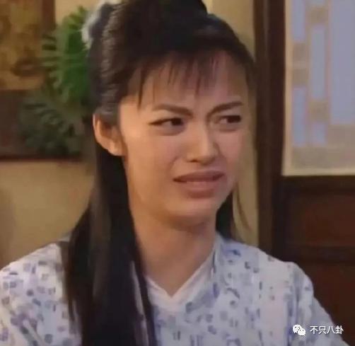 言情小说照进现实?她是不是第一个靠婚姻逆转风评的女明星啊