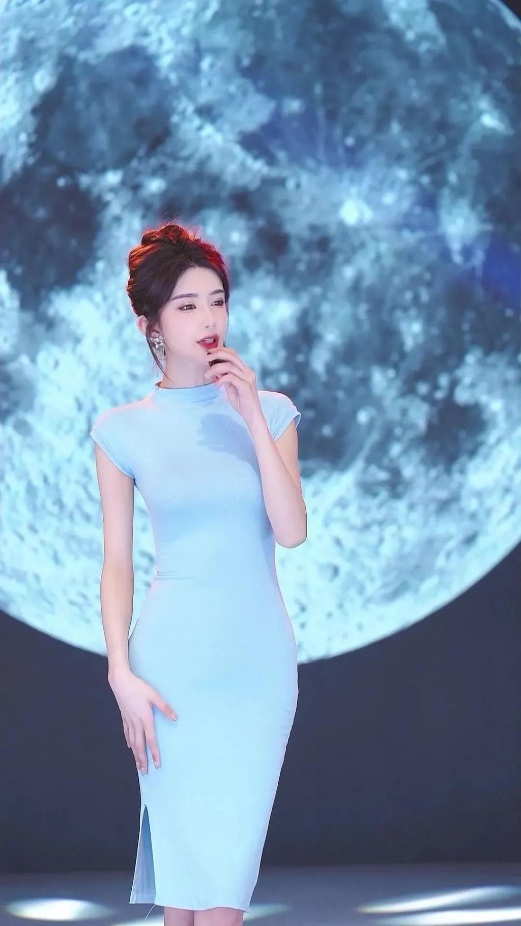 网红都那么美，为什么当不了明星？