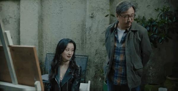 曾被家人嫌弃,连儿子都不认她,翻红后又陷入热恋