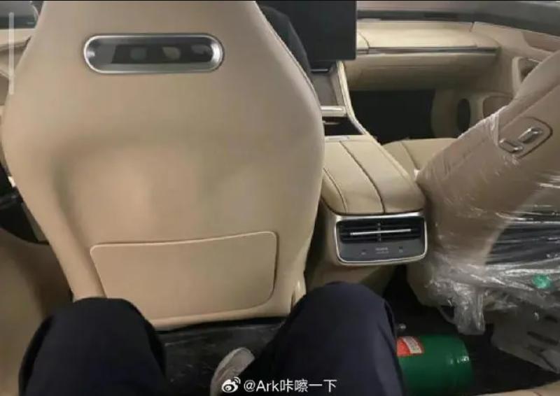 华为奇瑞联手，智界复刻问界？