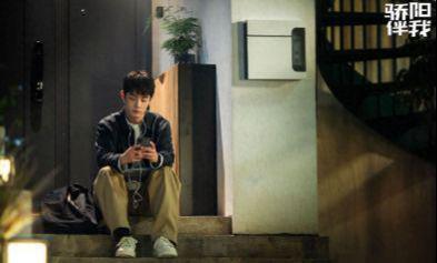 不会演别尬演！《西出玉门》倪妮一出手，让观众看清假吃有多离谱