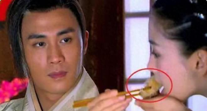 不会演别尬演！《西出玉门》倪妮一出手，让观众看清假吃有多离谱