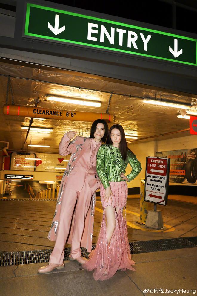 向佐秀恩爱回应热搜，首曝妻子断更原因，郭碧婷妆造再遭吐槽