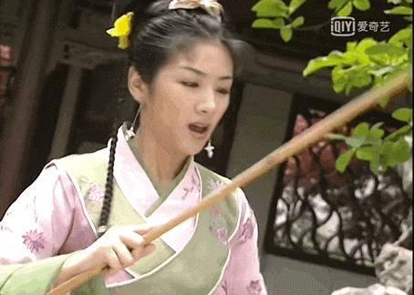 她能翻红，是内娱最大的悲哀