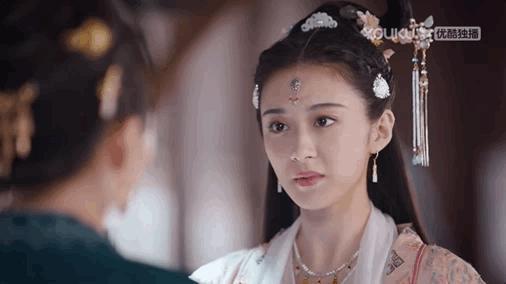 她能翻红，是内娱最大的悲哀