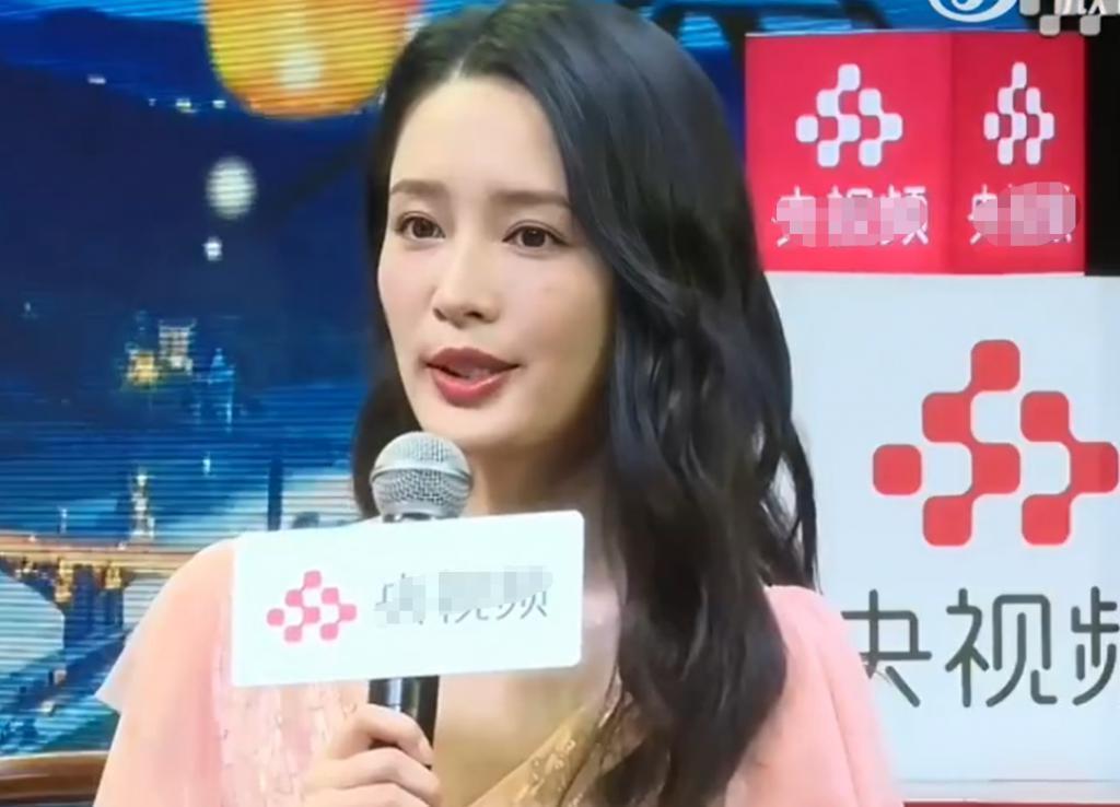 央视“照妖镜”又来了，杨幂尴尬了
