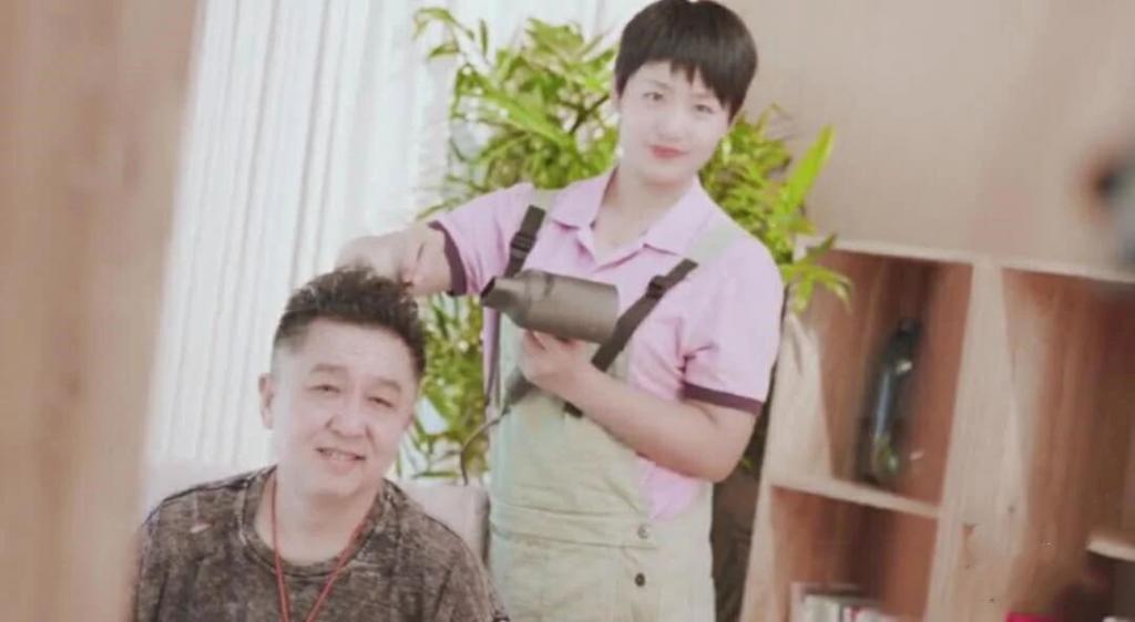 郭德纲“馋”了20年的女人露面了……哈哈哈哈哈哈哈