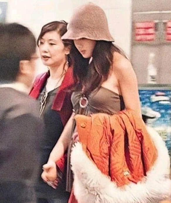 官宣离婚！6亿彩礼打水漂，夜店出轨被抓了…