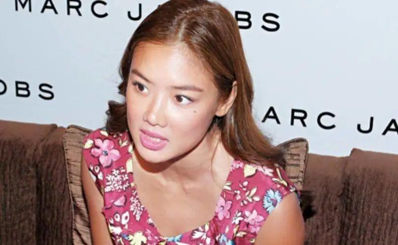 官宣离婚！6亿彩礼打水漂，夜店出轨被抓了…