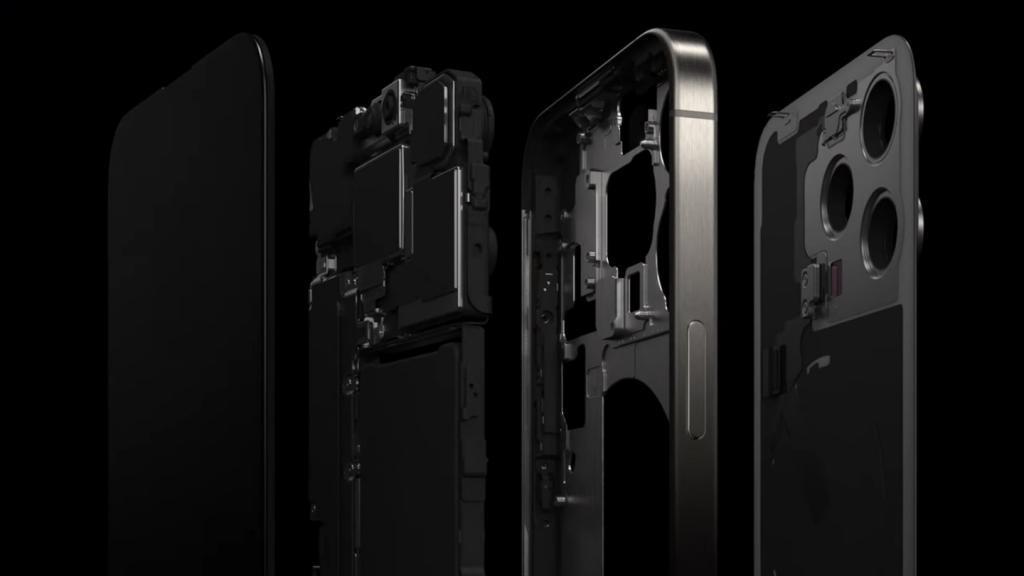 苹果iPhone 15 Pro更轻巧的秘诀：不仅是钛金属，还有转动惯量