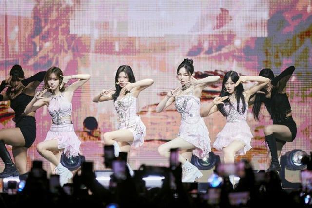 梦幻联动！Aespa全员去看BLACKPINK演唱会