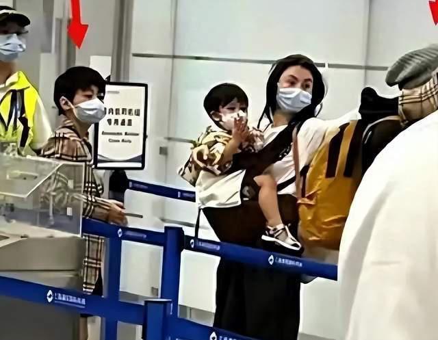 孙东海回应和张柏芝抢抚养权之事 两人曾多次同框