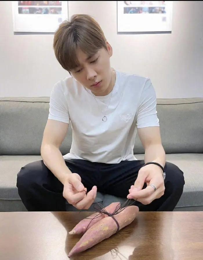 李易峰疑似复出惹争议 被曝私下直播露脸5分钟被举报断线