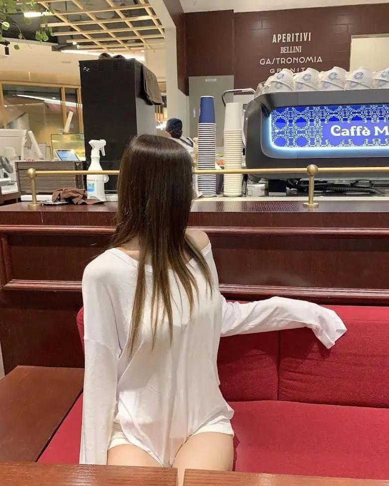 韩国网红p图过猛，迷你头 九头身身材，网友：有点诡异