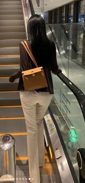 韩国网红p图过猛，迷你头 九头身身材，网友：有点诡异