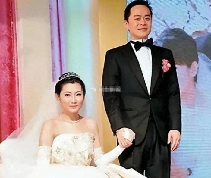 任容萱曝Selina坐月子常哭泣 无领结婚证打算疑似恐婚