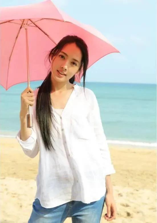 郭碧婷的神颜消亡史