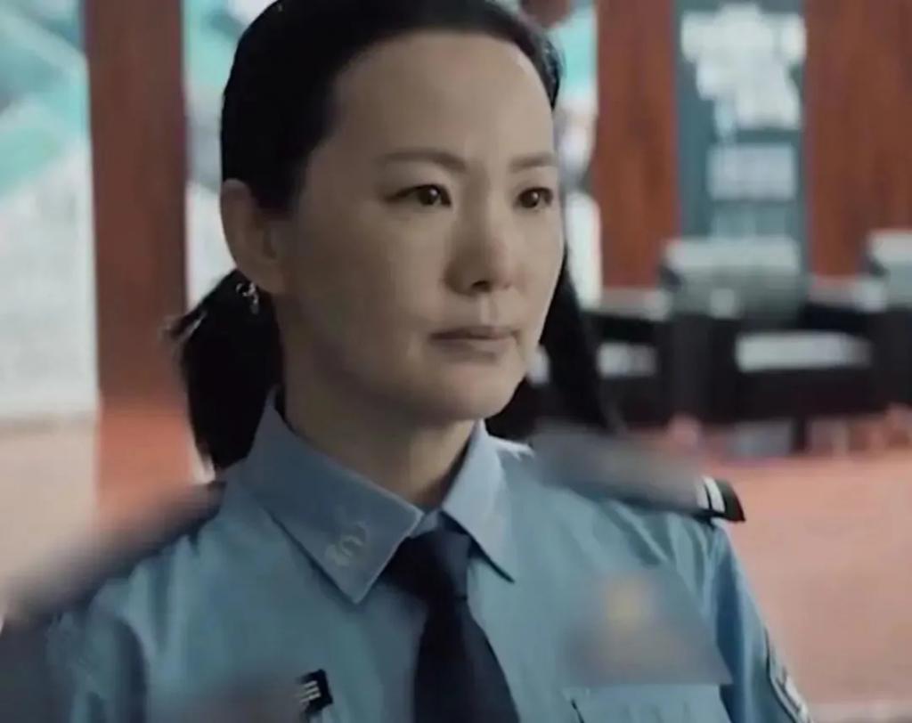 还记得《小欢喜》的刘静阿姨吗？她吃面被骂了？